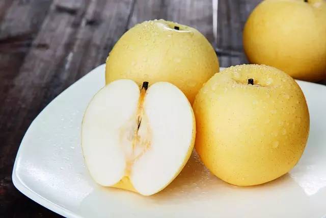 秋天為什么要吃梨？切開的梨又怎么保存與保鮮呢？(圖文)